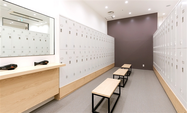 ロッカールーム