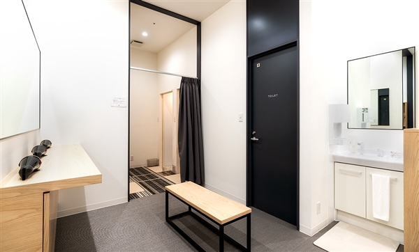 パウダールーム